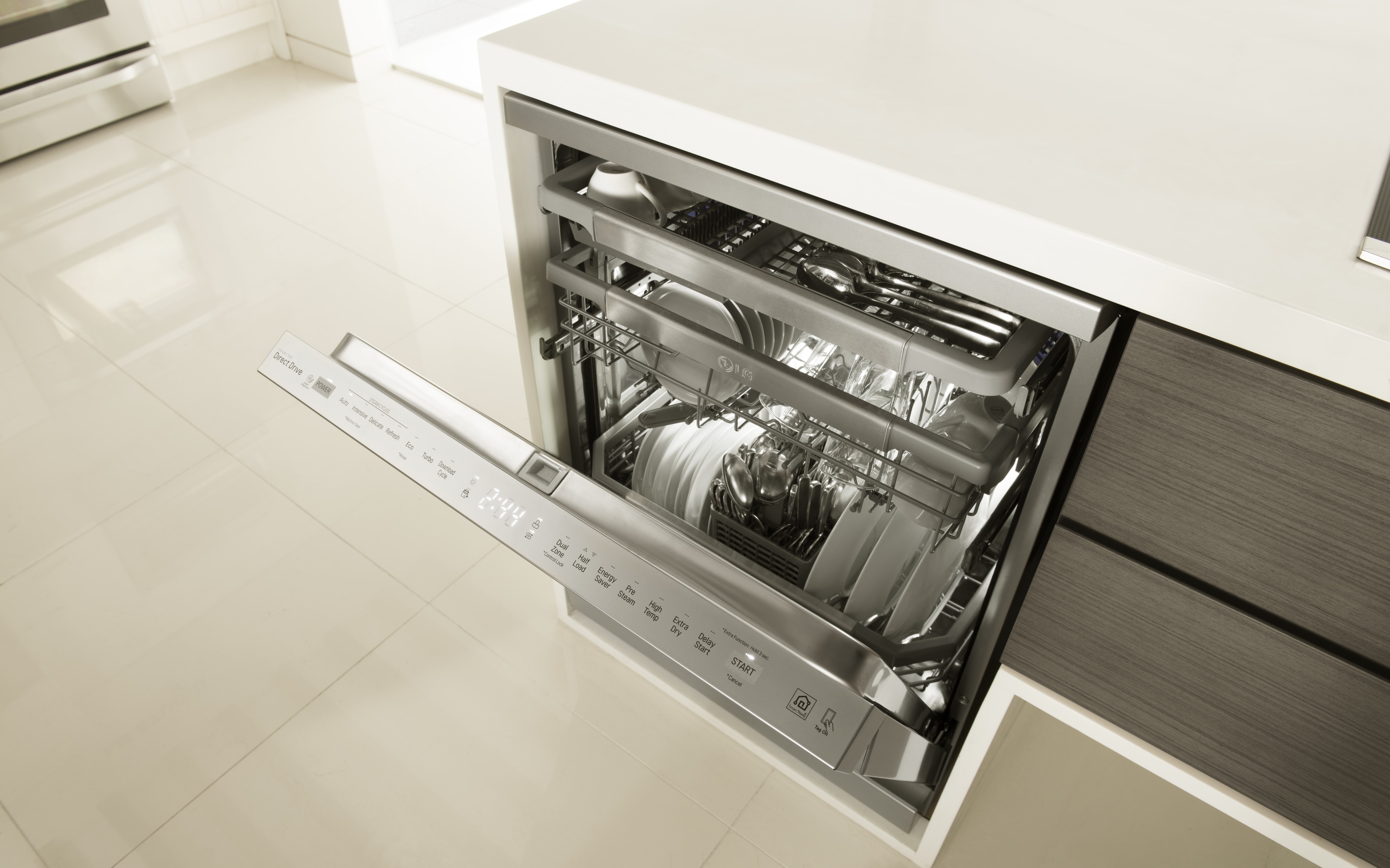 LG QwadWash Dishwasher Top Control